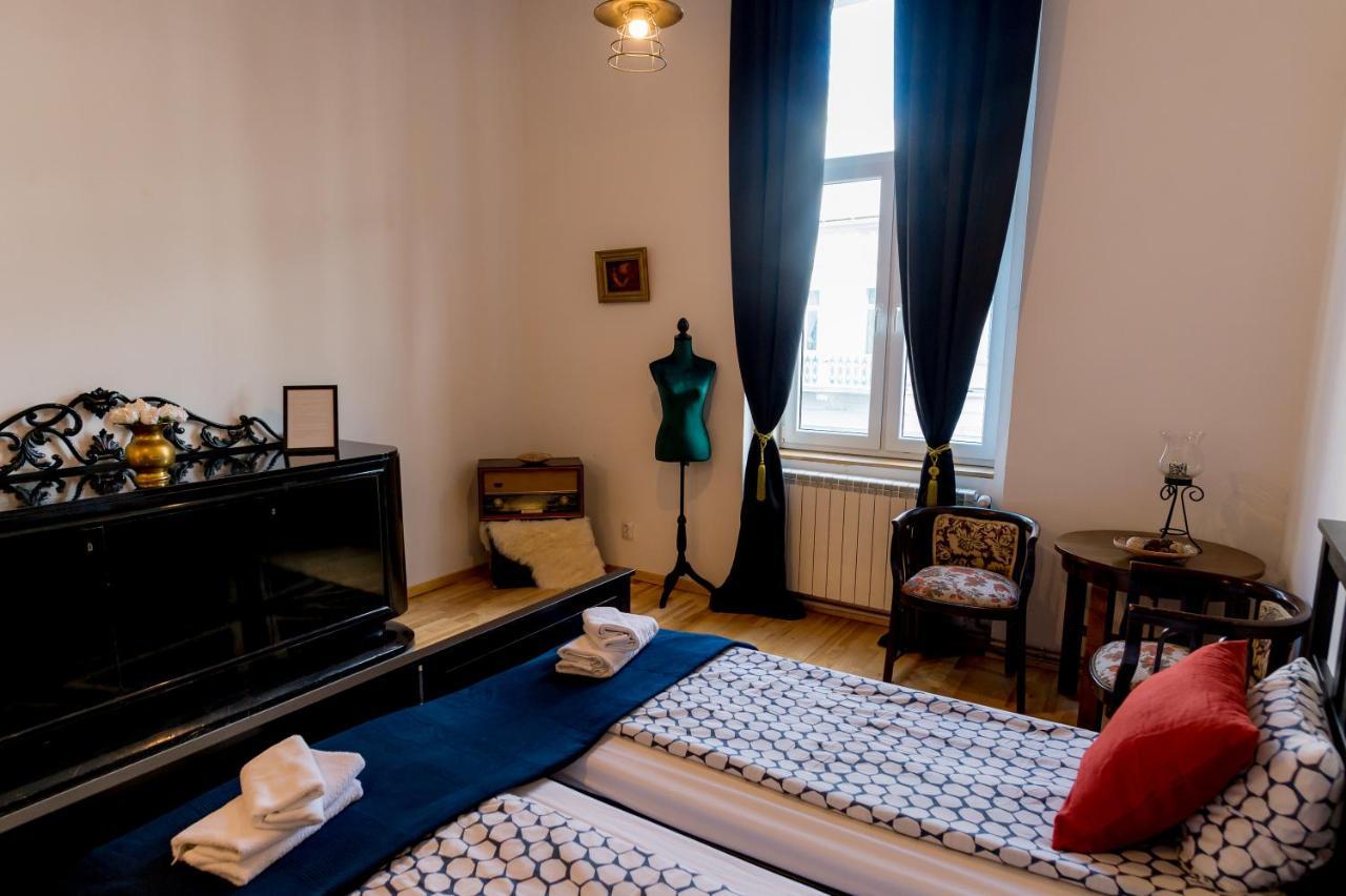 Cluj Aparthotel Esterno foto