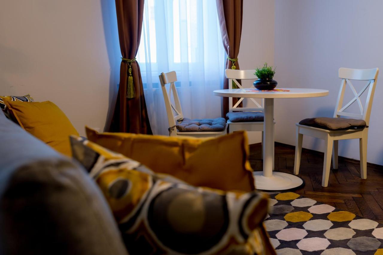 Cluj Aparthotel Esterno foto